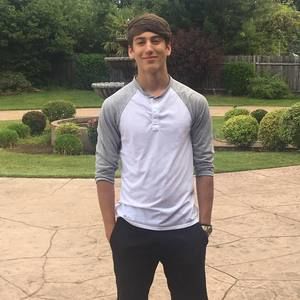 Meet your Posher, Daniel